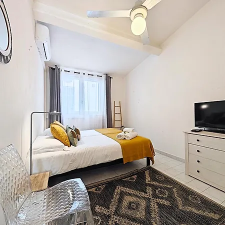 Viva Riviera - 19 Rue Des Frères Pradignac * Cannes