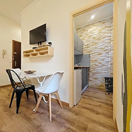 Viva Riviera - 19 Rue Des Frères Pradignac