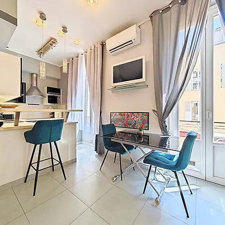Viva Riviera - 19 Rue Des Freres Pradignac * קאן