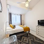 Viva Riviera - 19 Rue Des Freres Pradignac * Cannes