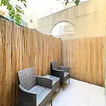 Viva Riviera - 19 Rue Des Freres Pradignac *